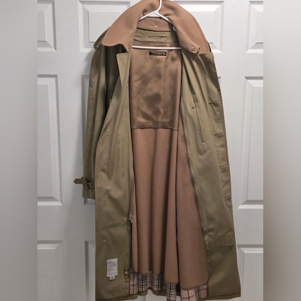 Vintage Late 80s-Early 90s Brooks Brothers Trench Coat w/ Zip In Wool Liner - Picture 8 of 11